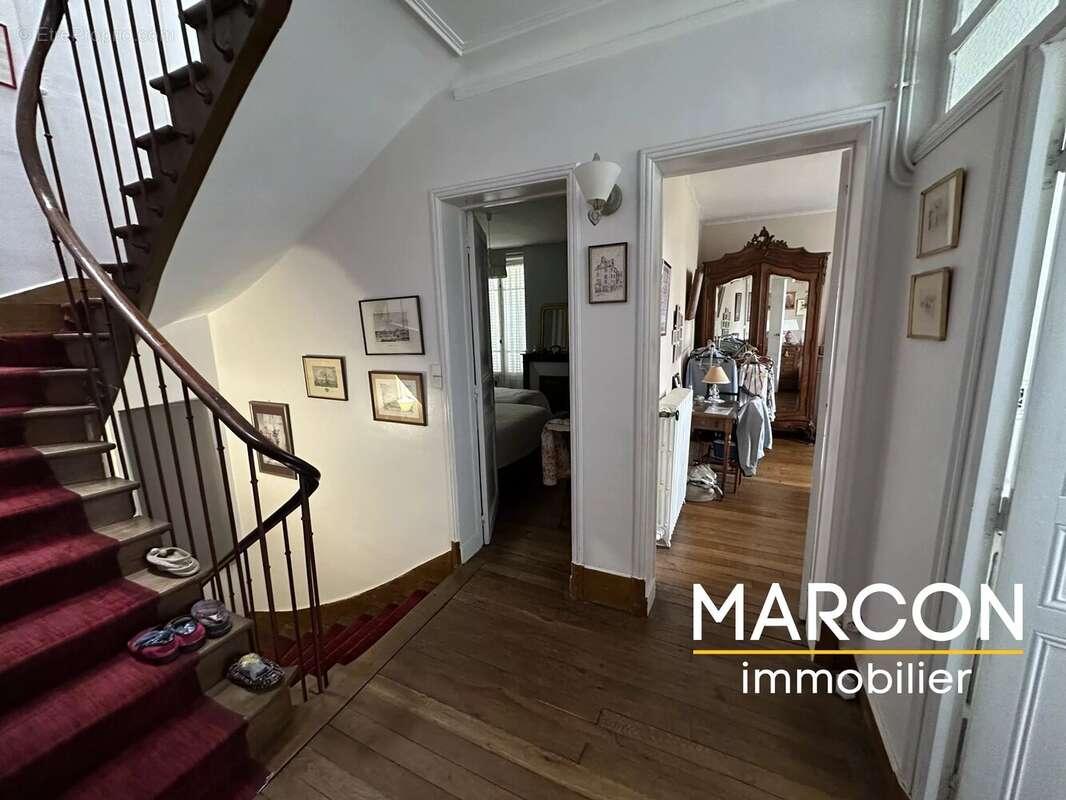 Maison à AUBUSSON