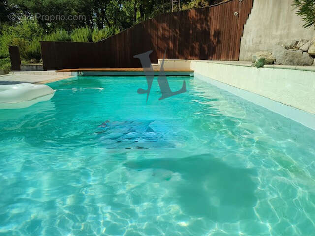 Maison à MONTMEYRAN