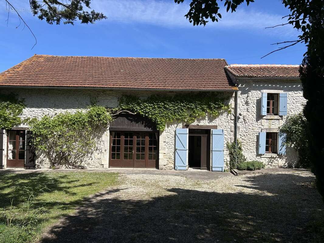 Maison à BOUTEILLES-SAINT-SEBASTIEN