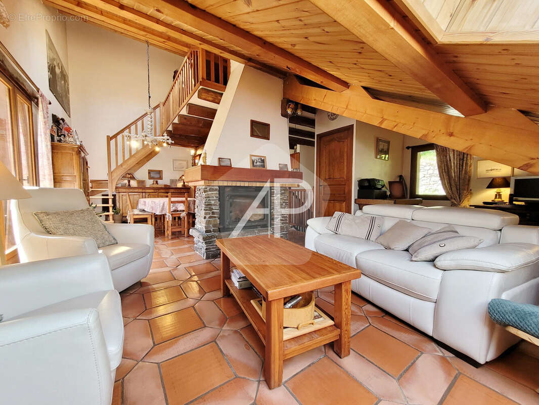 Maison à SAINT-CHAFFREY