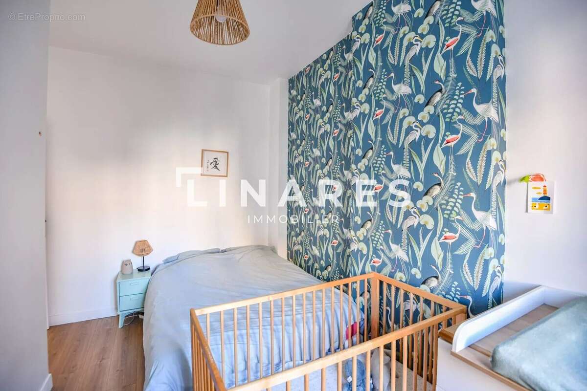 Appartement à MARSEILLE-5E