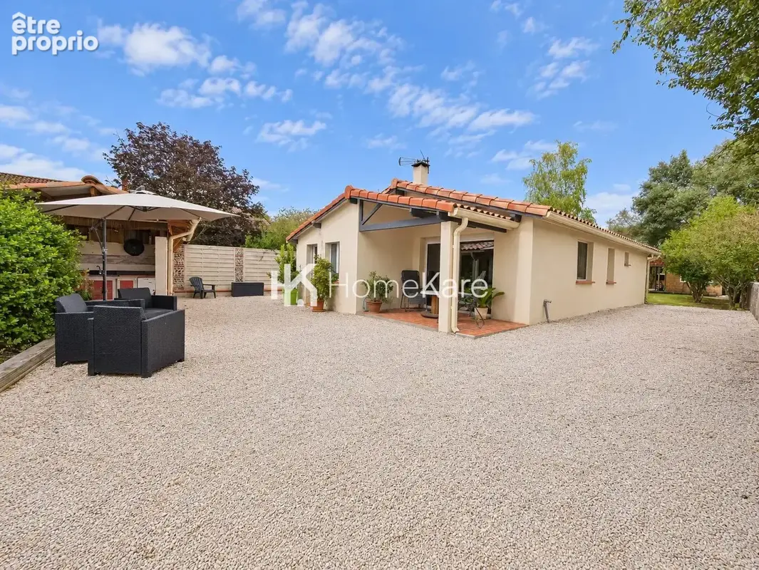 Maison à CAZERES