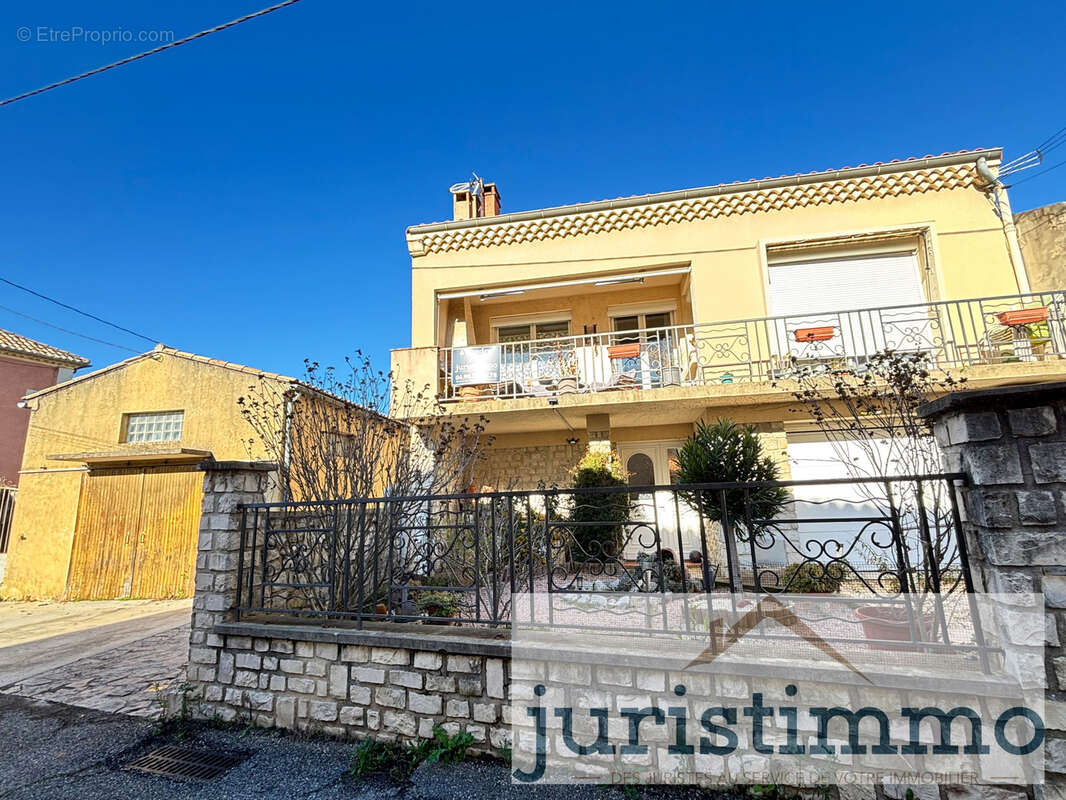 Maison à LAPALUD