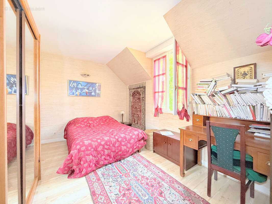 Maison à RUEIL-MALMAISON