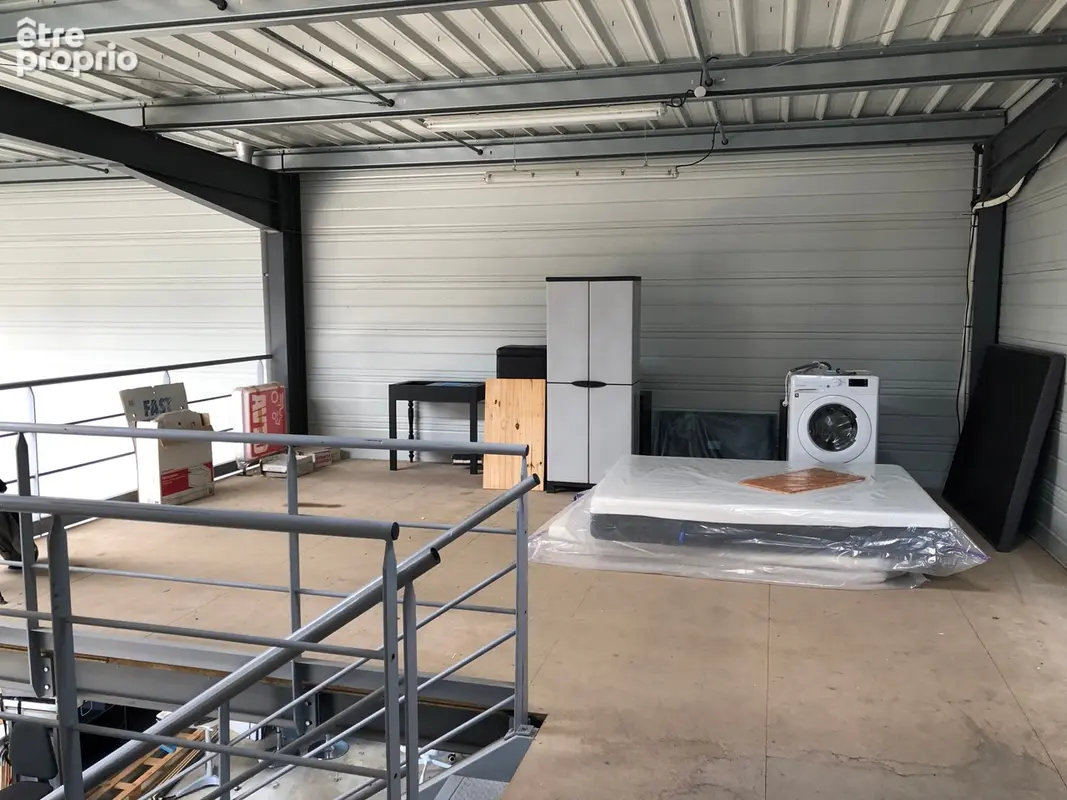 A vendre entrepôt 370 m2 Le Barp - photo 9