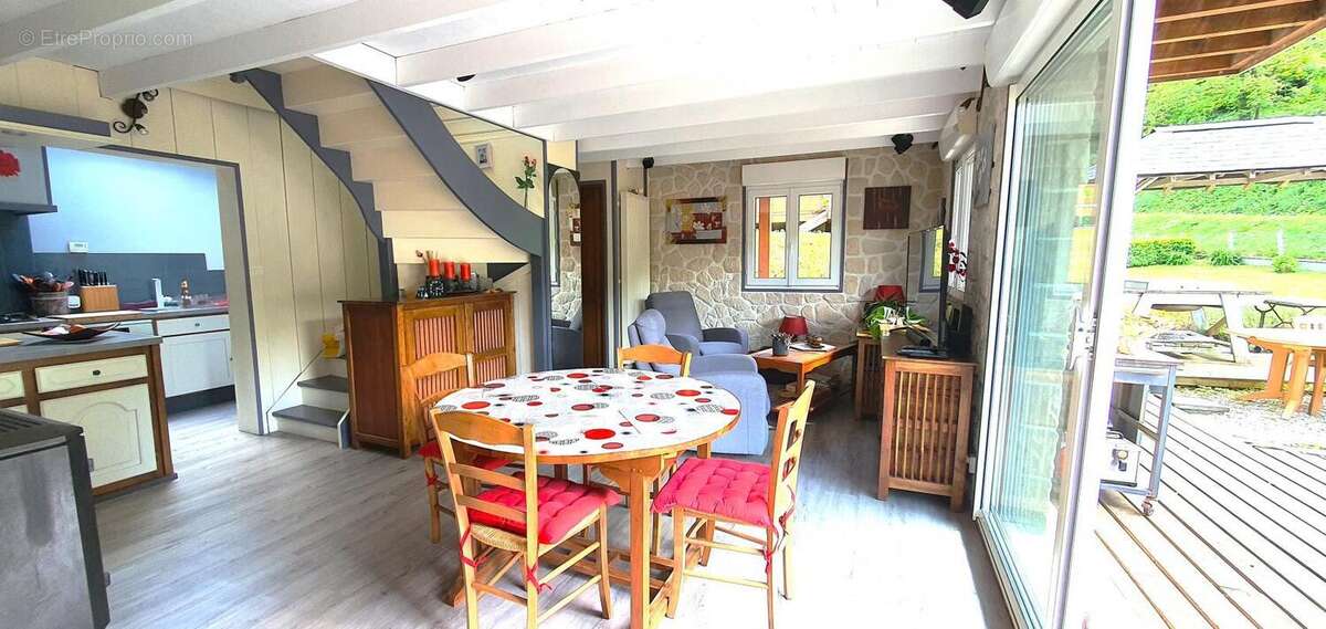 Maison à SENNEVILLE-SUR-FECAMP