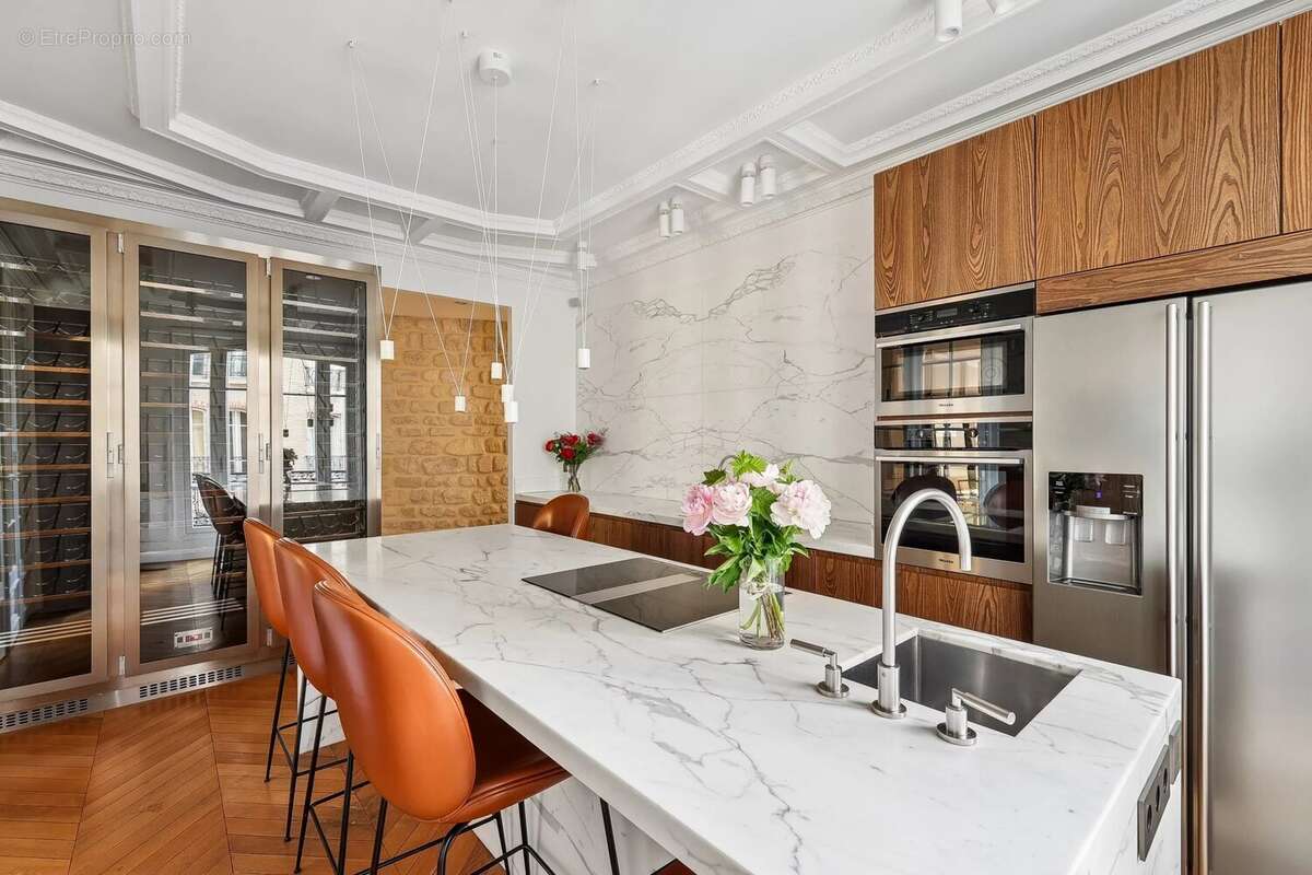 Appartement à PARIS-6E