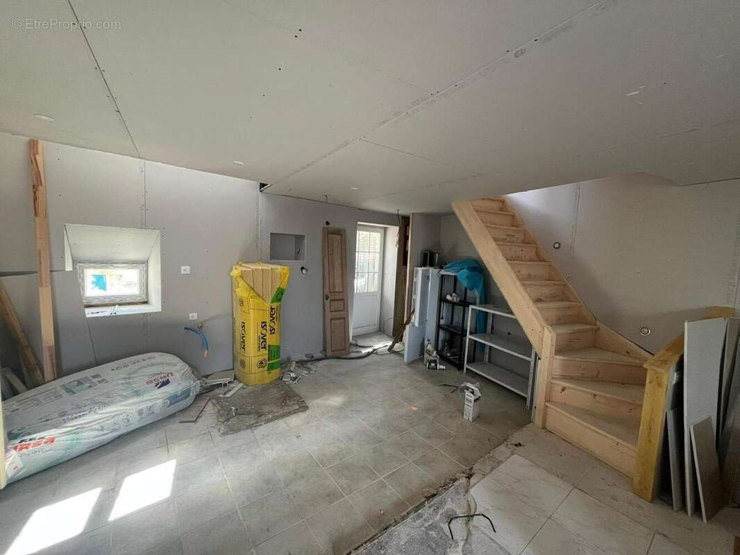 Maison 100 m² à Le Seure  - photo 3