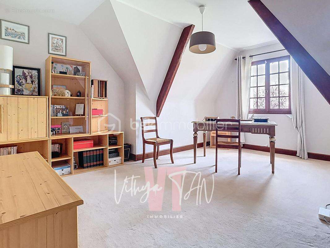 Maison à PONTAULT-COMBAULT