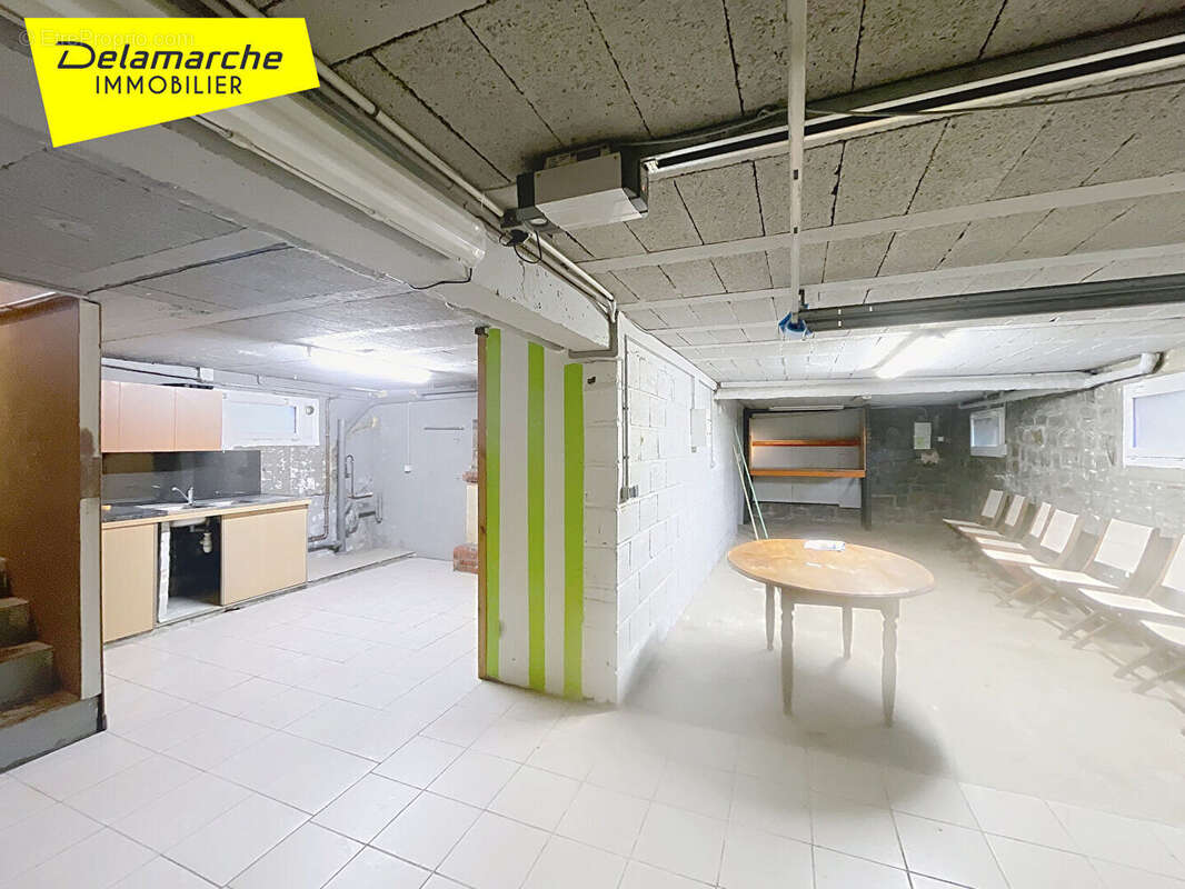 Maison à SAINT-HILAIRE-DU-HARCOUET