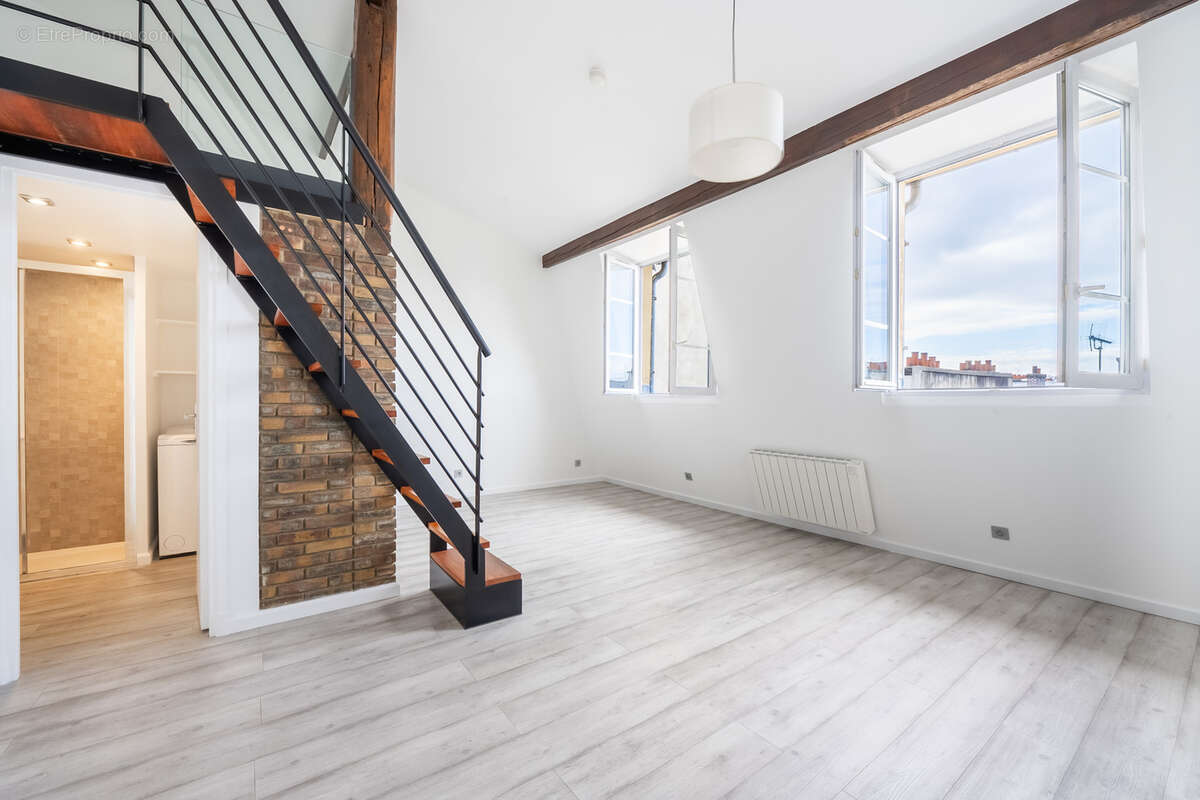 Superbe studio Place de la Nation (12ème) - 35m2 - 7ème et dernier étage - photo 11