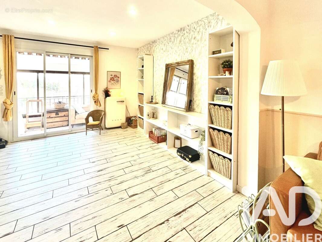 Photo 6 - Maison à ROQUEBRUNE-SUR-ARGENS