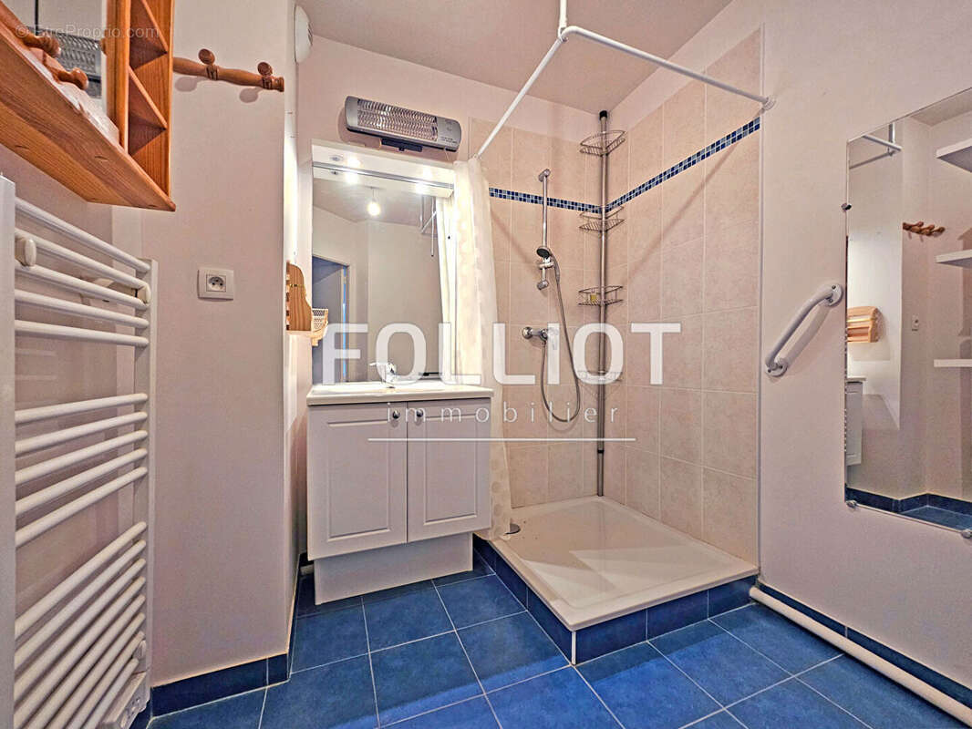 Appartement à COURSEULLES-SUR-MER