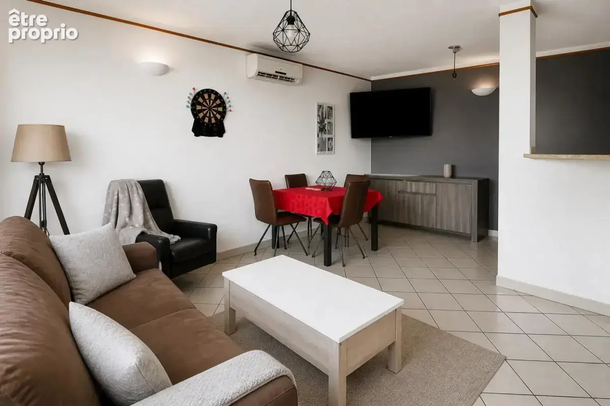 Appartement de 3 pièces de 65 m² à Perpignan + garage et cours - photo 7
