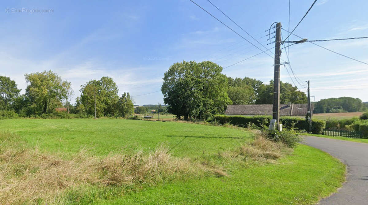 Terrain à LA FERTE-GAUCHER