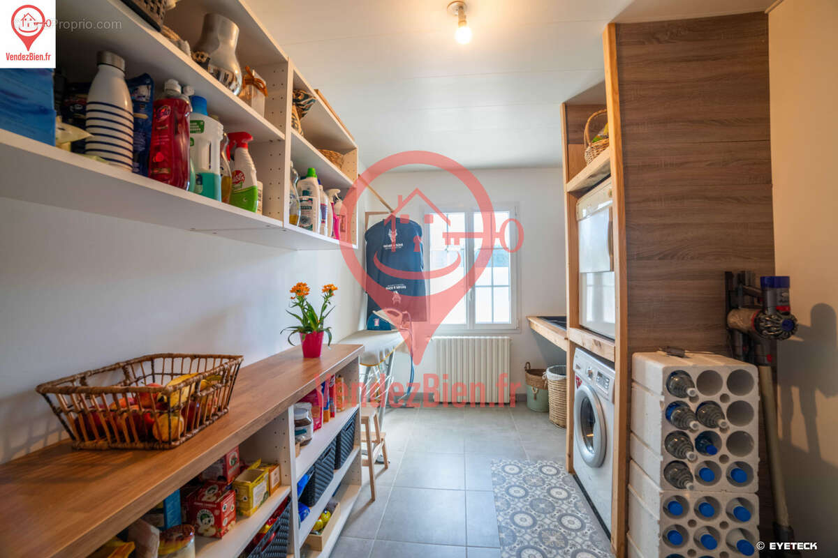 Maison à NEUVY-EN-SULLIAS