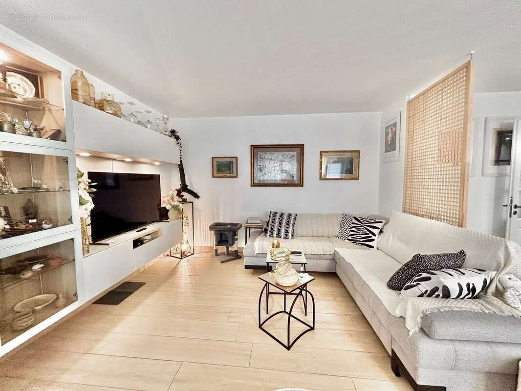 Cannes centre – 4 pièces – grand garage - photo 2