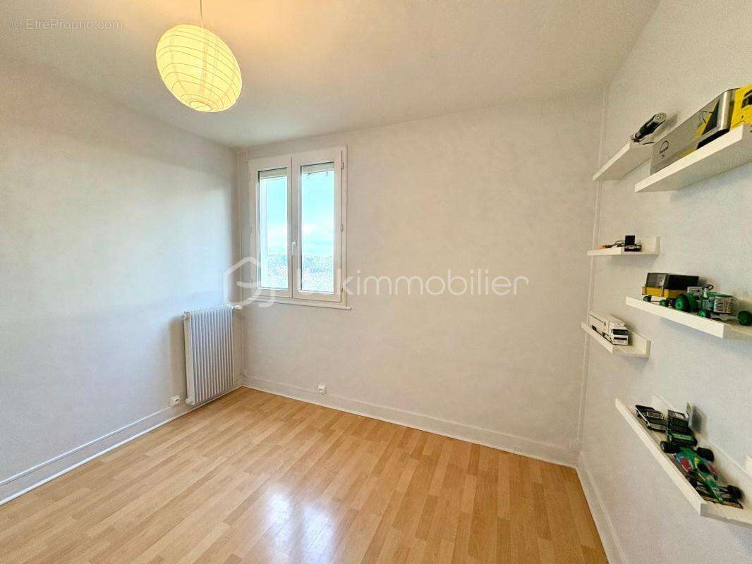Appartement à NOZAY