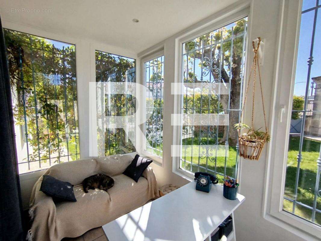 Maison à BOUILLARGUES