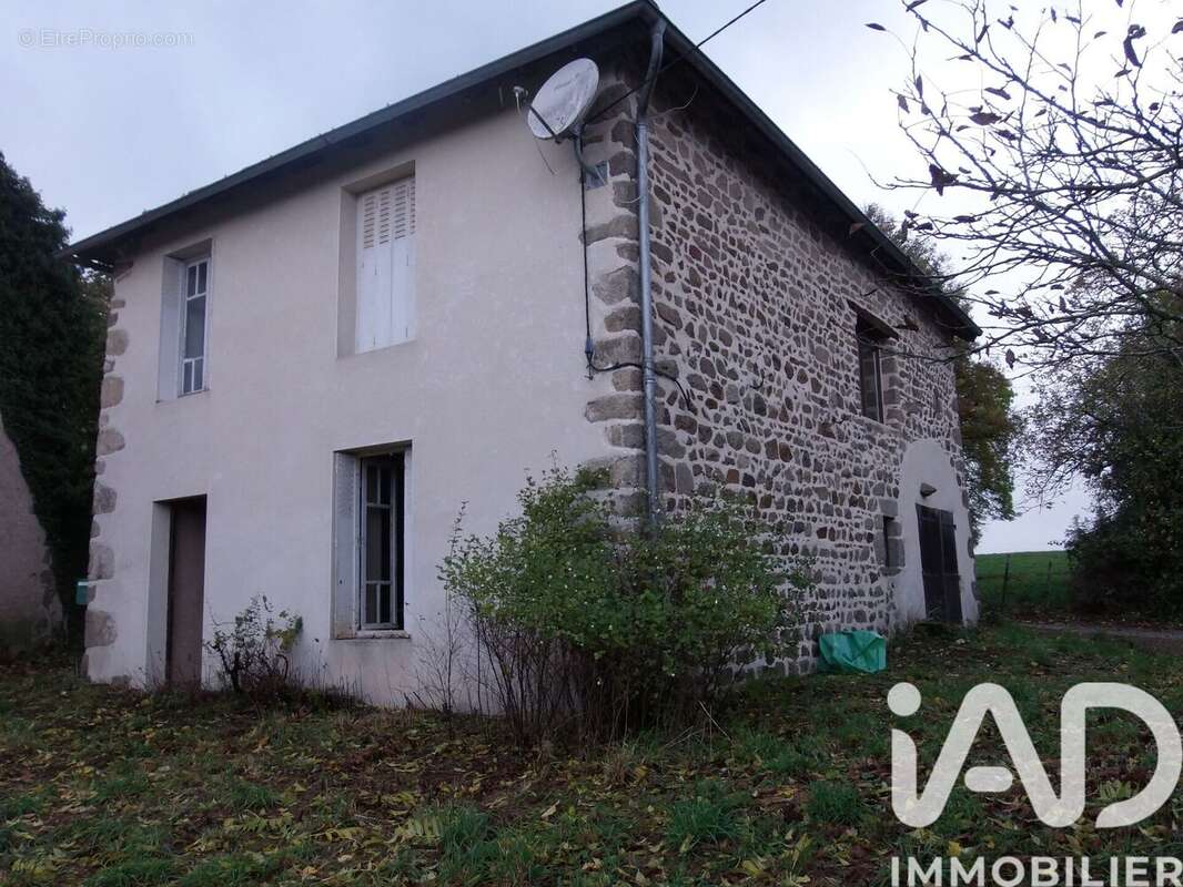 Photo 2 - Maison à CONDAT-EN-COMBRAILLE