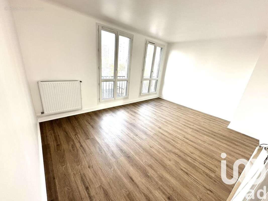Photo 3 - Appartement à CHOISY-LE-ROI