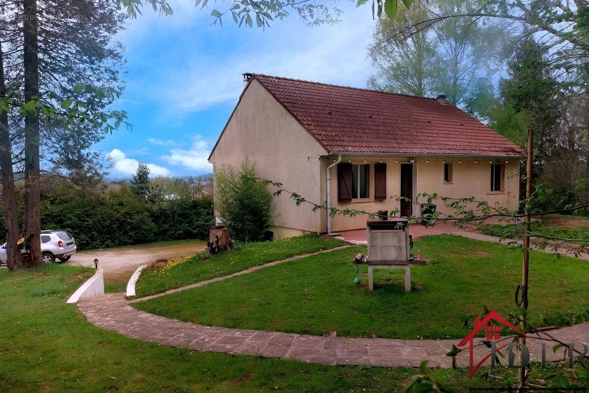 Maison à FONTAINE-LES-LUXEUIL