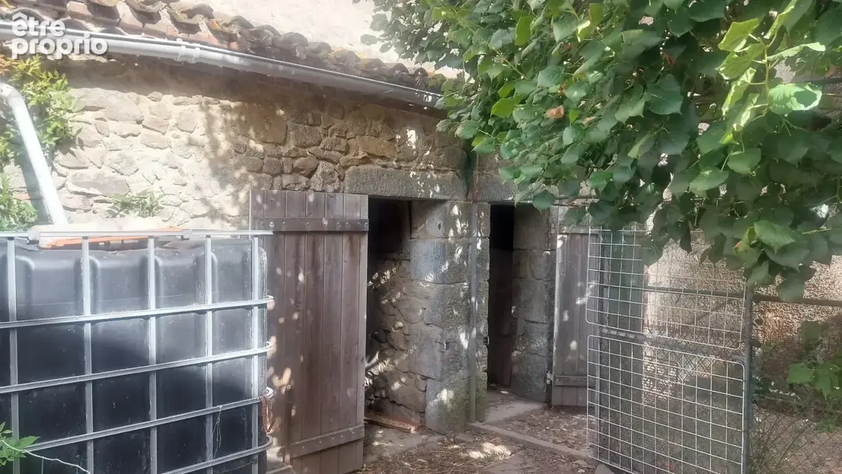 Maison 10 pièces 190 m² à vendre à Nueil-Les-Aubiers (79250) - photo 15