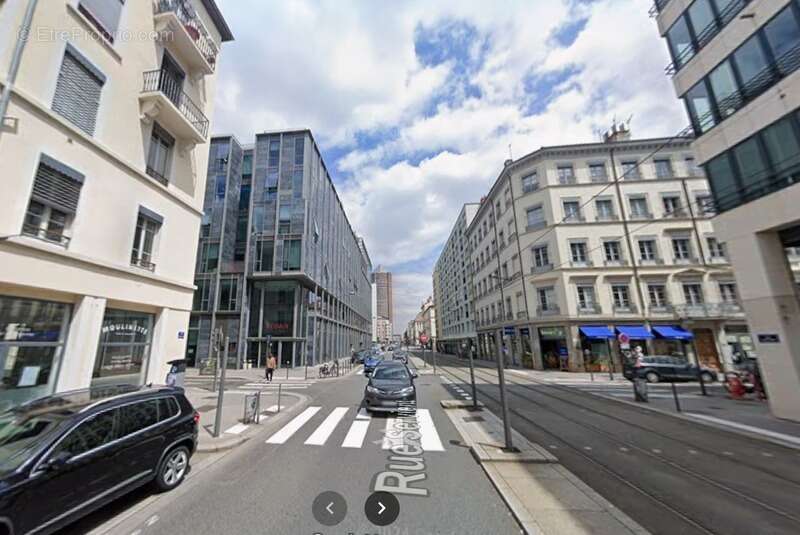 Commerce à LYON-3E