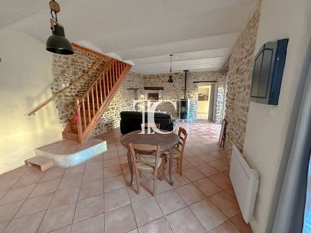 Maison à SAINT-AMBROIX