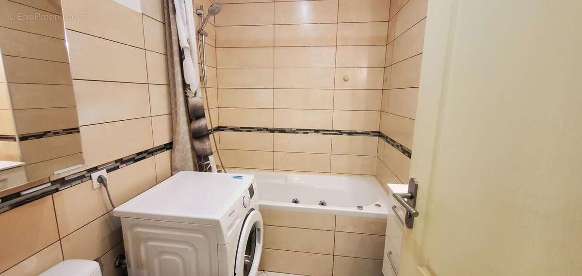 Appartement à BESSEGES