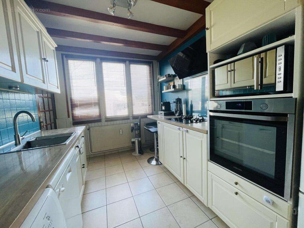 Appartement à PONT-DE-CHERUY