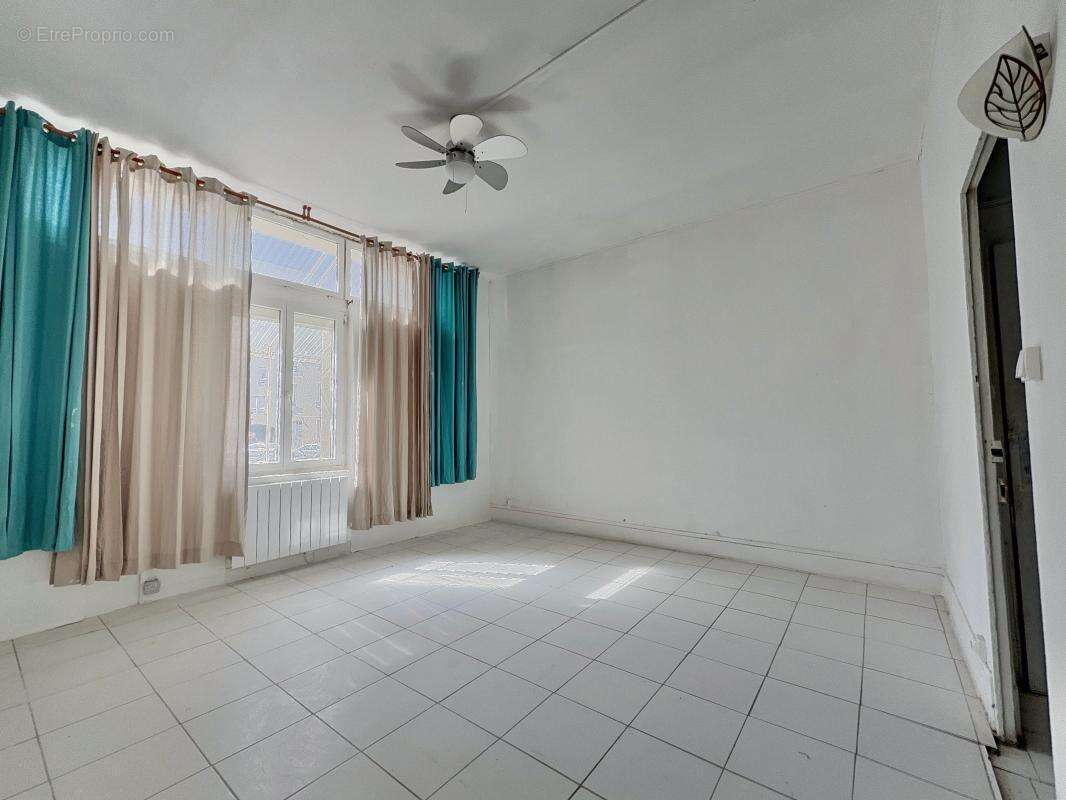 Appartement 36m² avec terrasse au pied du tram - photo 2