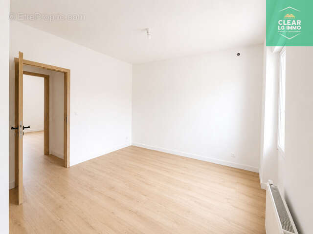Maison rénovée 5 pièces avec jardin Clouange - photo 13
