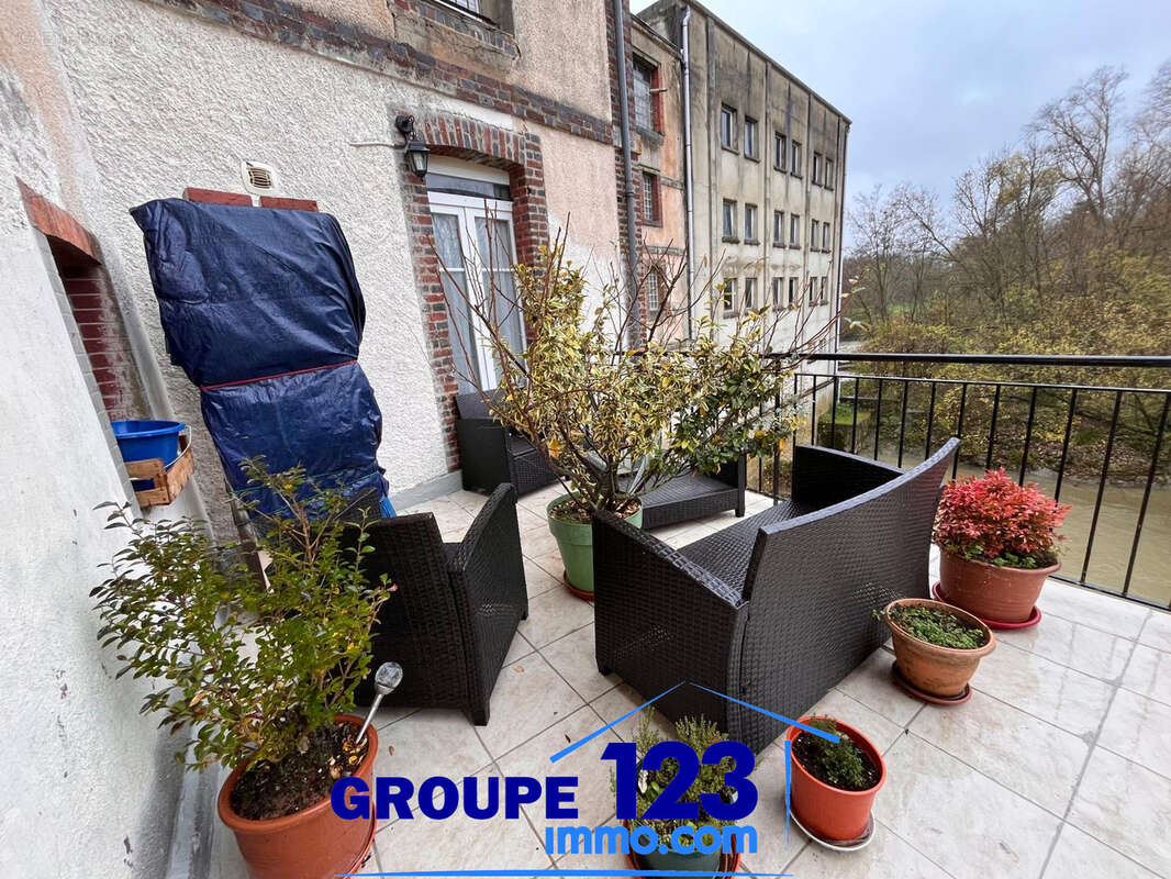 Appartement à BRIENON-SUR-ARMANCON