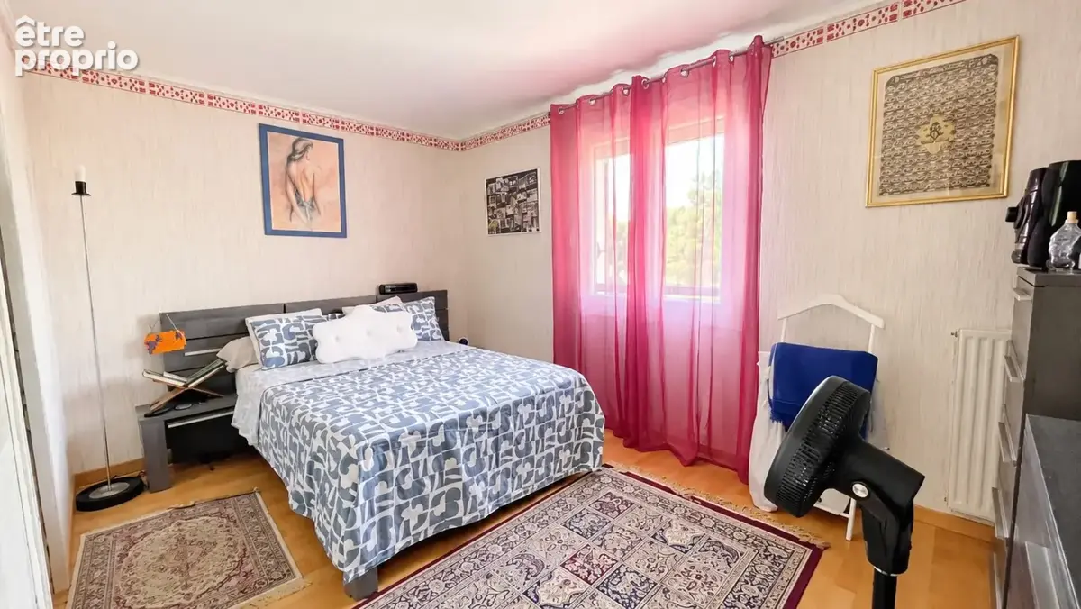 Maison familiale 140 m² – 6 chambres – 2 suites parentales – jardin – garage – plaisir - photo 6
