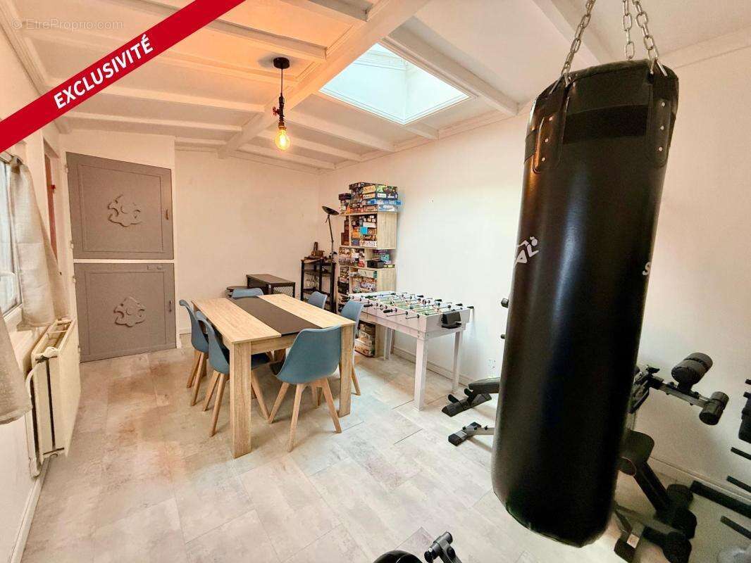 Maison à DAMMARIE-LES-LYS