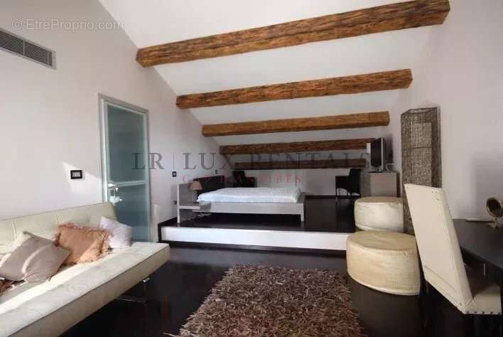 Maison à ANTIBES