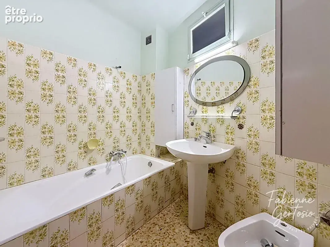 Solliès-Toucas ! maison de village de 85m2 - photo 9