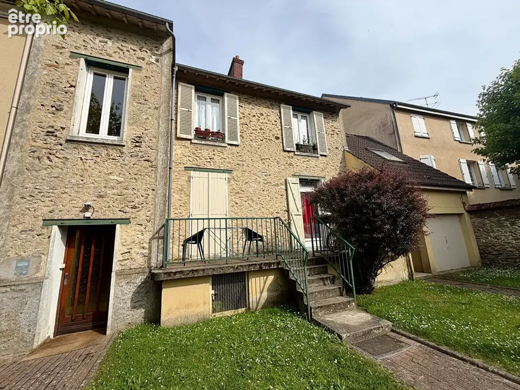 Appartement à LE PERRAY-EN-YVELINES