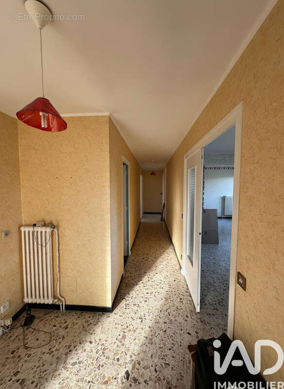Photo 5 - Maison à VEAUCHE