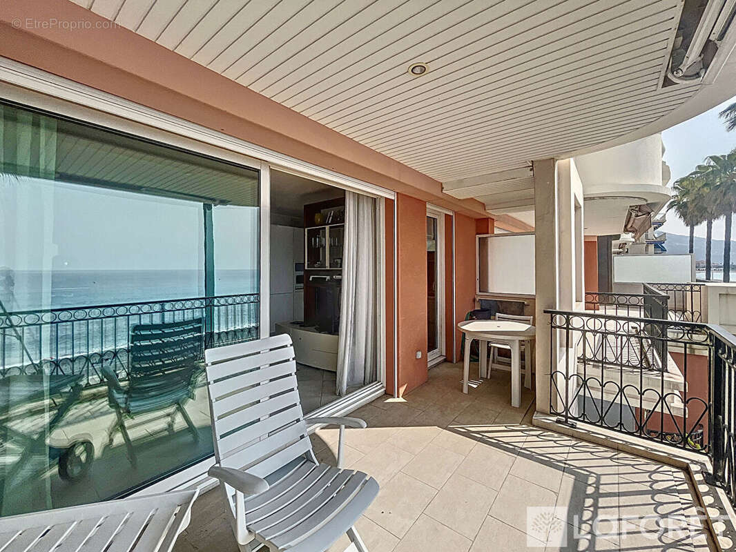 Appartement à MENTON