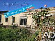 Photo 1 - Maison à LE BOURDET