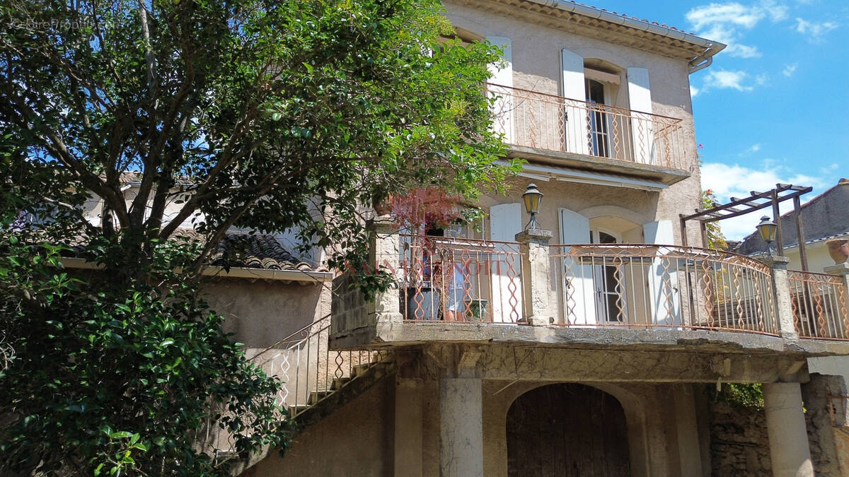Maison à SAINT-BAUZILLE-DE-LA-SYLVE