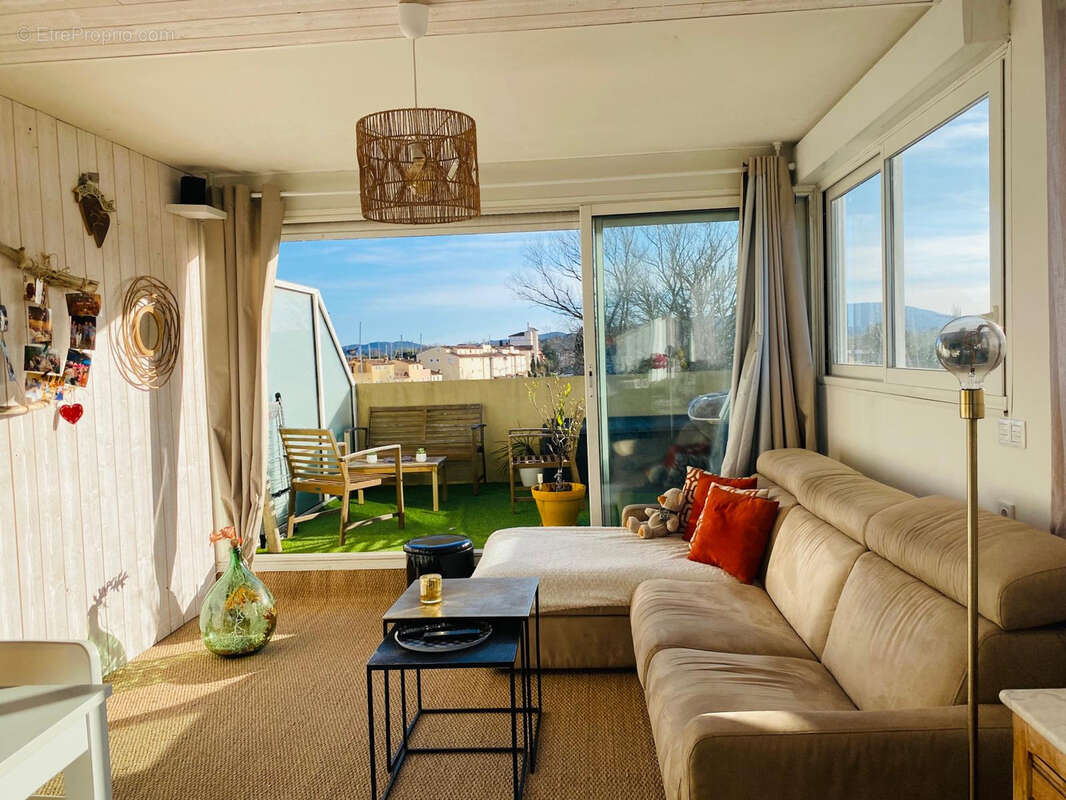 Appartement à GRIMAUD