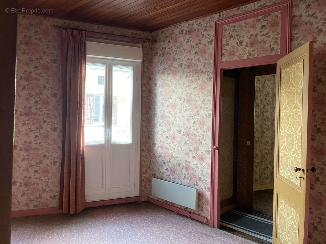 Maison à CASTILLON-LA-BATAILLE