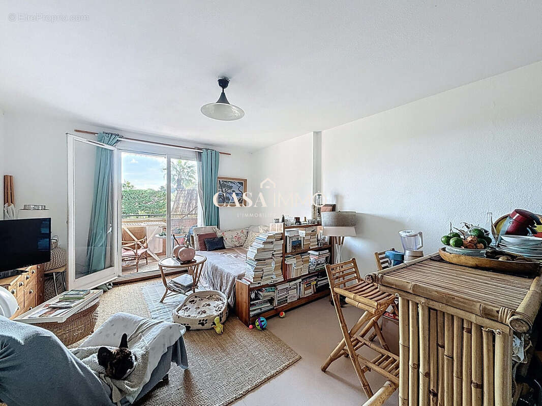 Appartement à HYERES