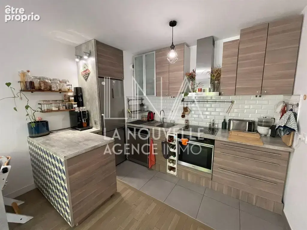 Appartement 3 pièces 60 m² à vendre à Le Pre-Saint-Gervais (93310) - photo 3