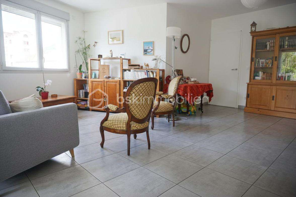 Appartement T4 Voiron 274 000 € - photo 5