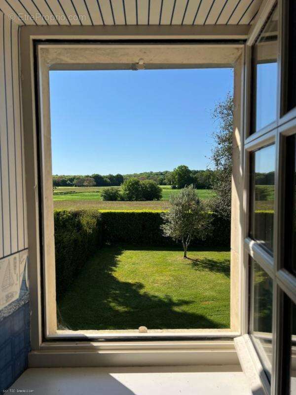 Maison à SAUZE-VAUSSAIS