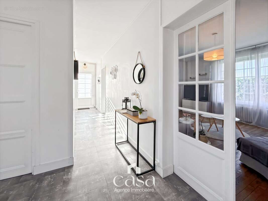 Maison à SOIGNOLLES